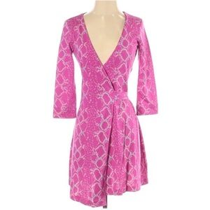 H7 Diane von Furstenberg Pink Geometric Diamond Wrap Dress 3/4 Sleeve Size 2
